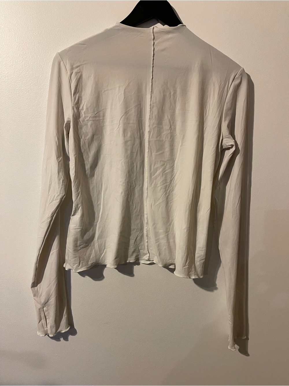 HM Move Cream White Mock Neck Exposed Seam Top Thumbholes M